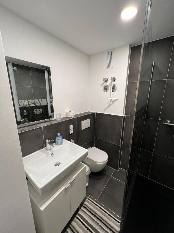 Modernes Appartement In Der Innenstadt Cologne Extérieur photo